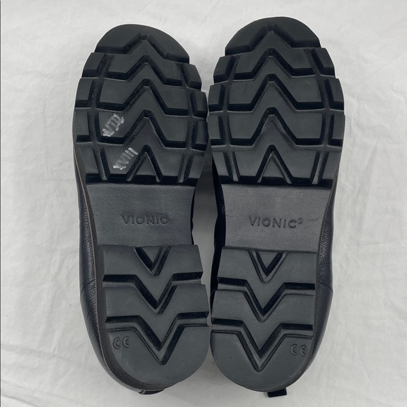 Vionic Black Leather Chain-Trim Loafers - Picture 16 of 16